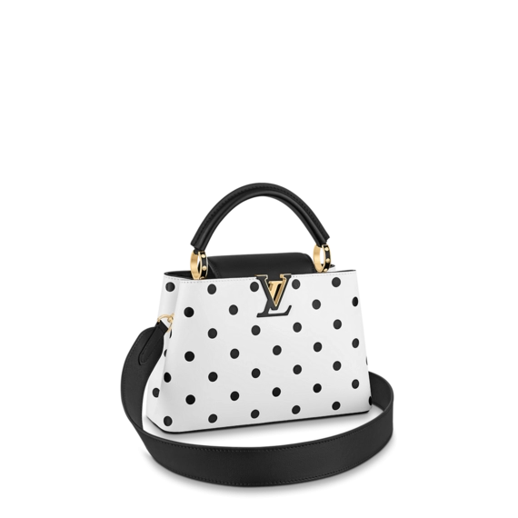 Shop Discounted Bolsa Capucines BB for Women