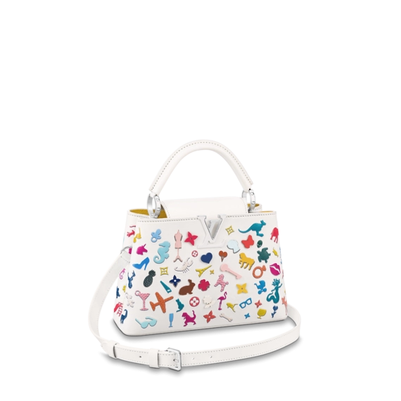 Shop Bolsa Capucines BB for Women's Fashion