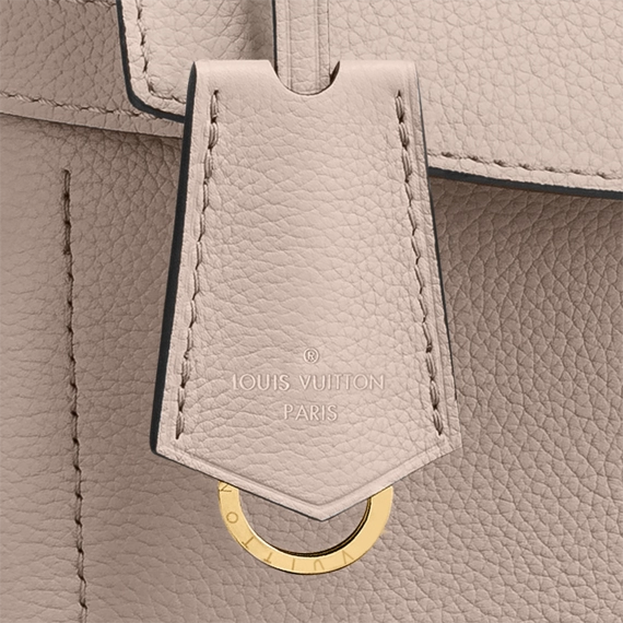 Women's Luxury Accessory - Louis Vuitton Lockme Ever MM