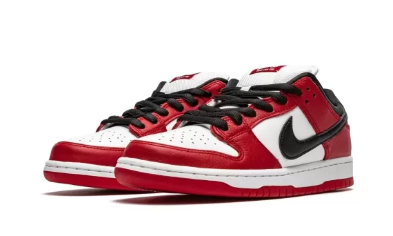 SB Dunk Low Pro - Chicago