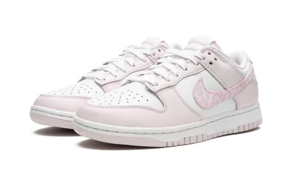 Dunk Low - Pink Paisley