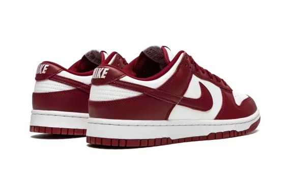 Dunk Low - Team Red