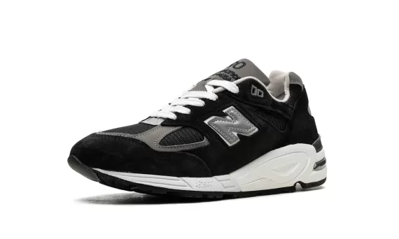 990V2 - Black / White