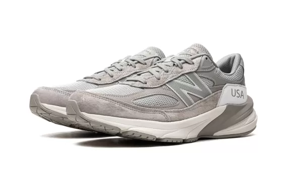 990V6 WTAPS - Grey