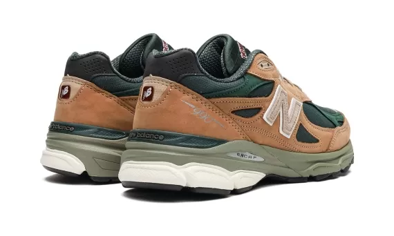 990V3 Made in USA - Tan / Green