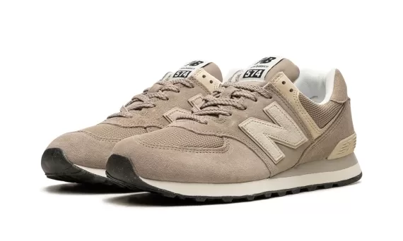 574 Beige / White